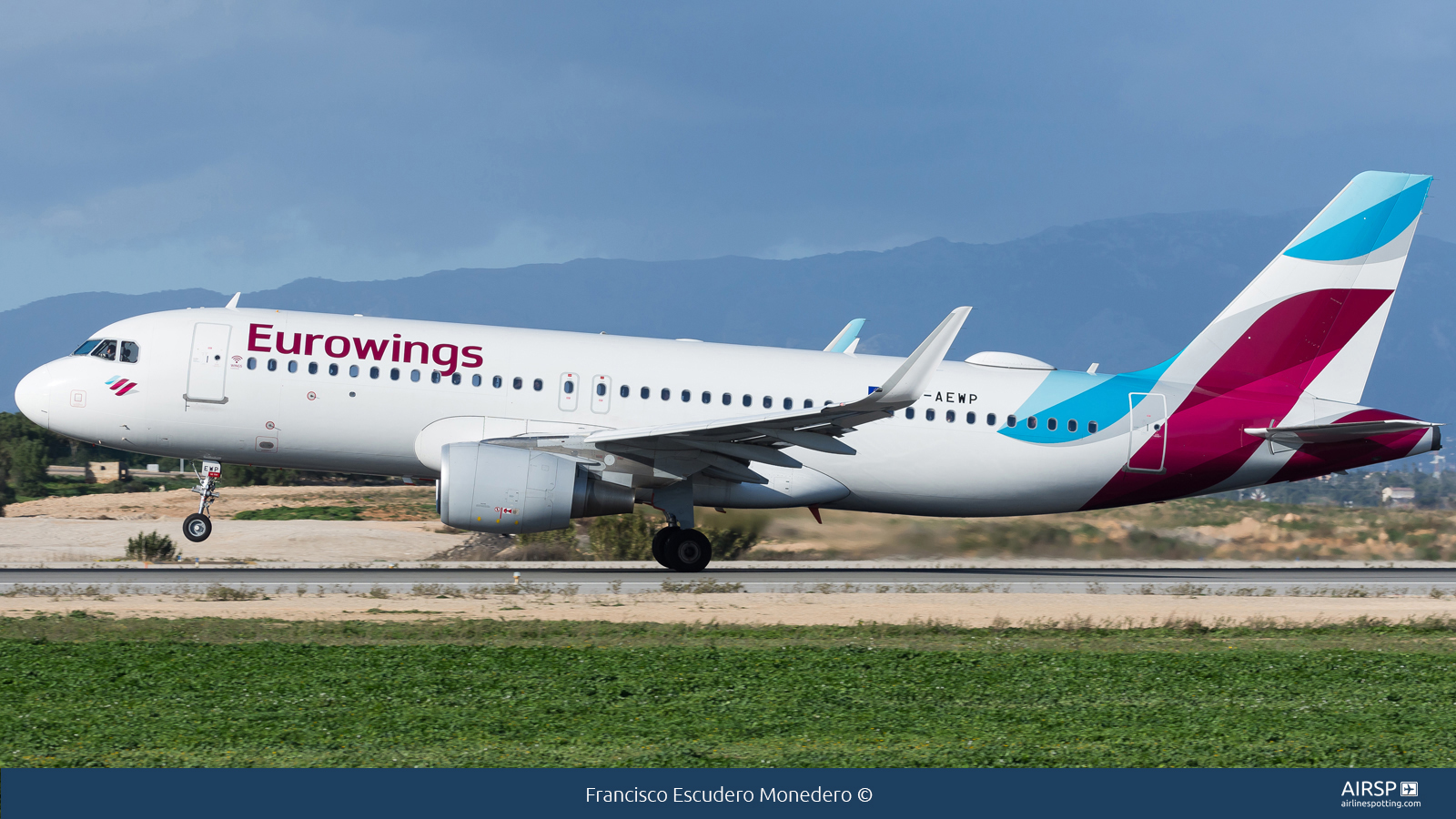 Eurowings  Airbus A320  D-AEWP