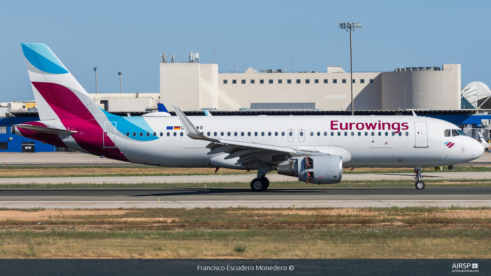 Eurowings  Airbus A320  D-AEWR