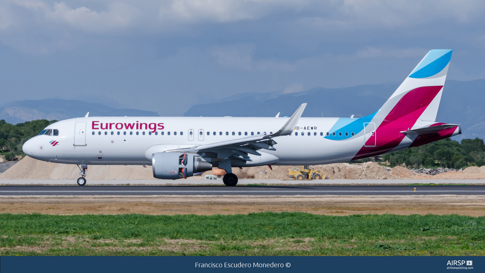 Eurowings  Airbus A320  D-AEWR