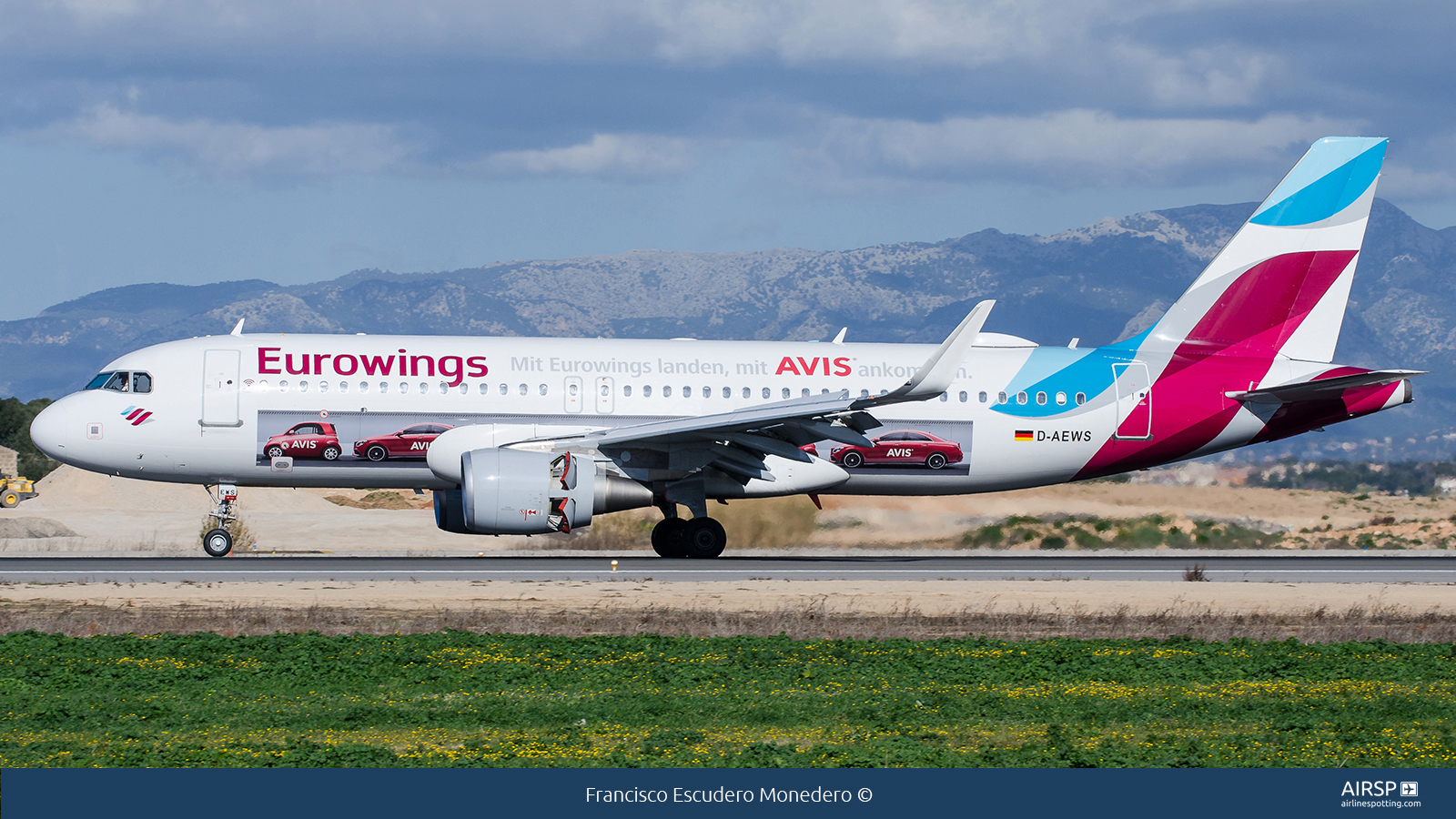 Eurowings  Airbus A320  D-AEWS