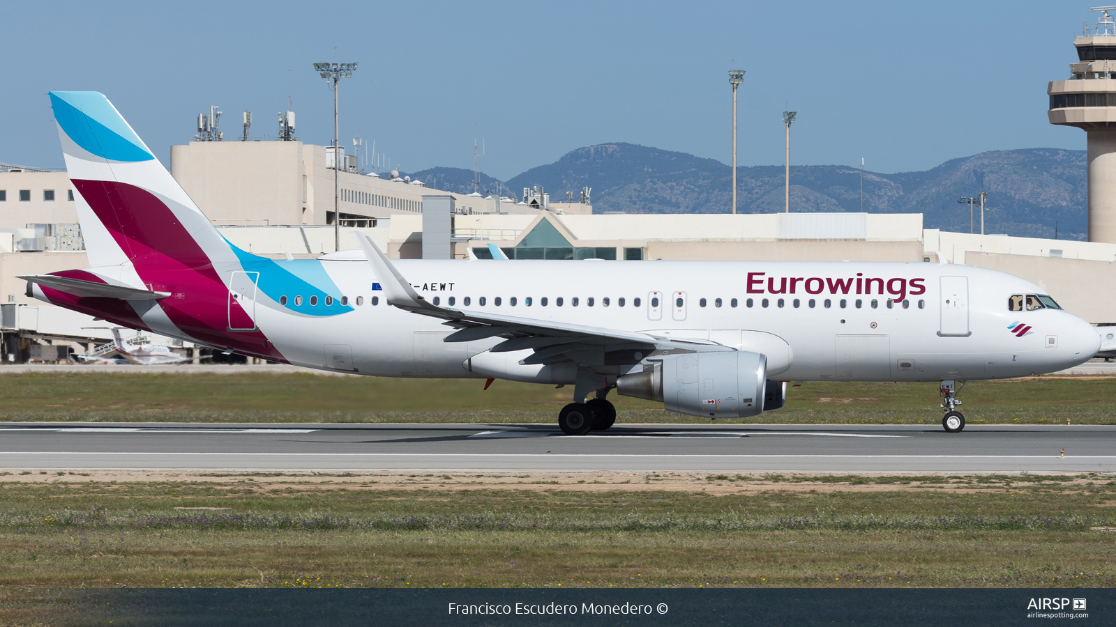 Eurowings  Airbus A320  D-AEWT