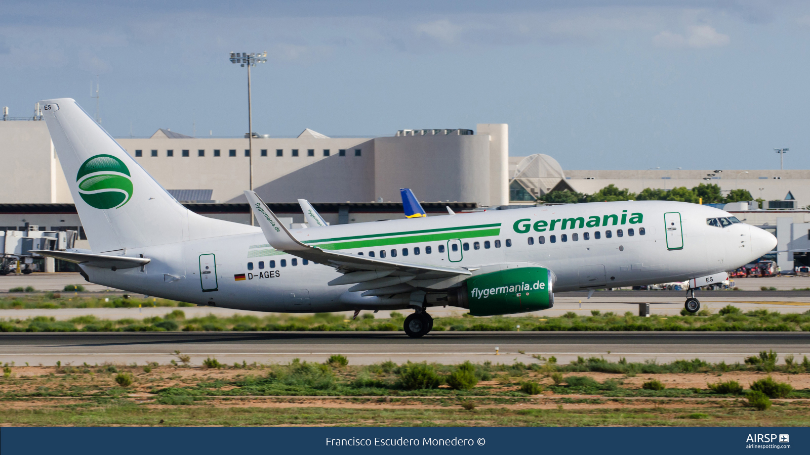 Germania  Boeing 737-700  D-AGES