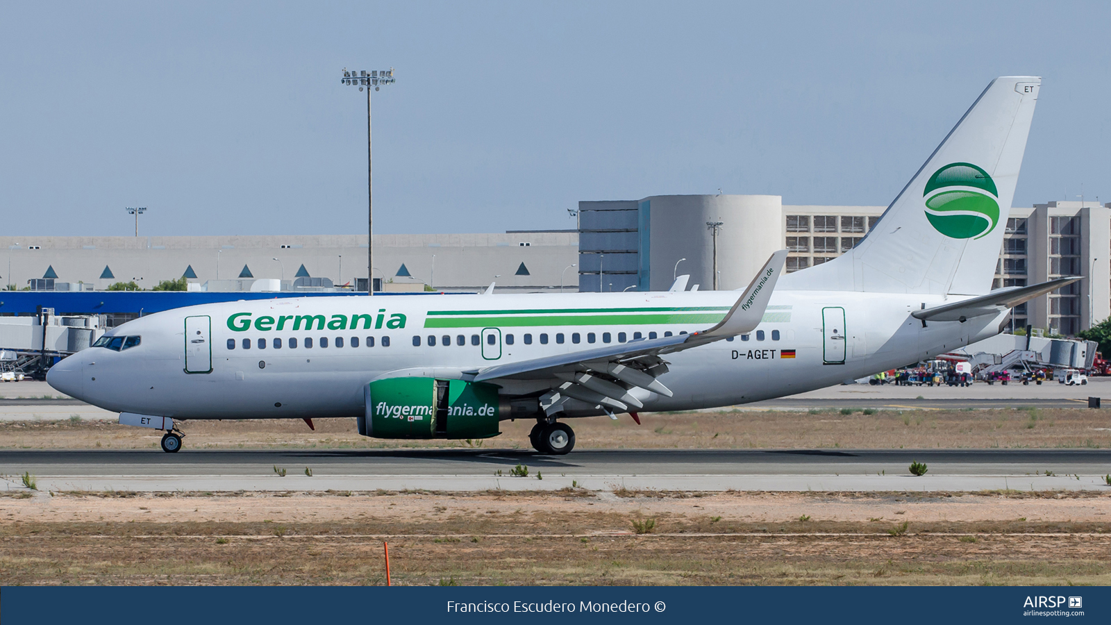 Germania  Boeing 737-700  D-AGET