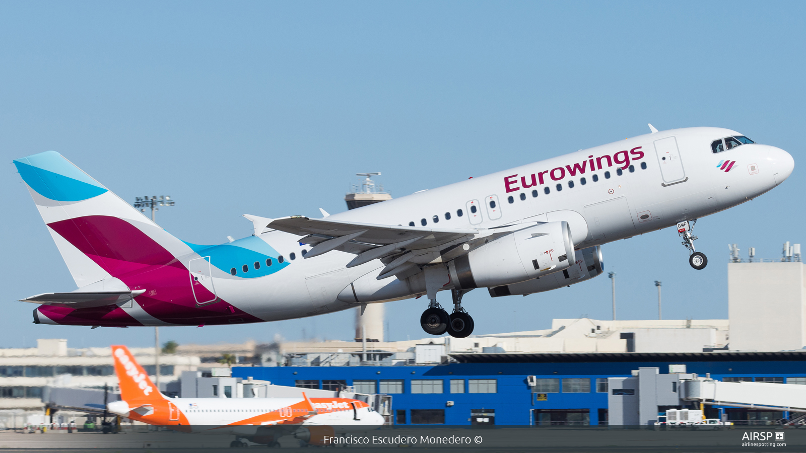 Eurowings  Airbus A319  D-AGWF