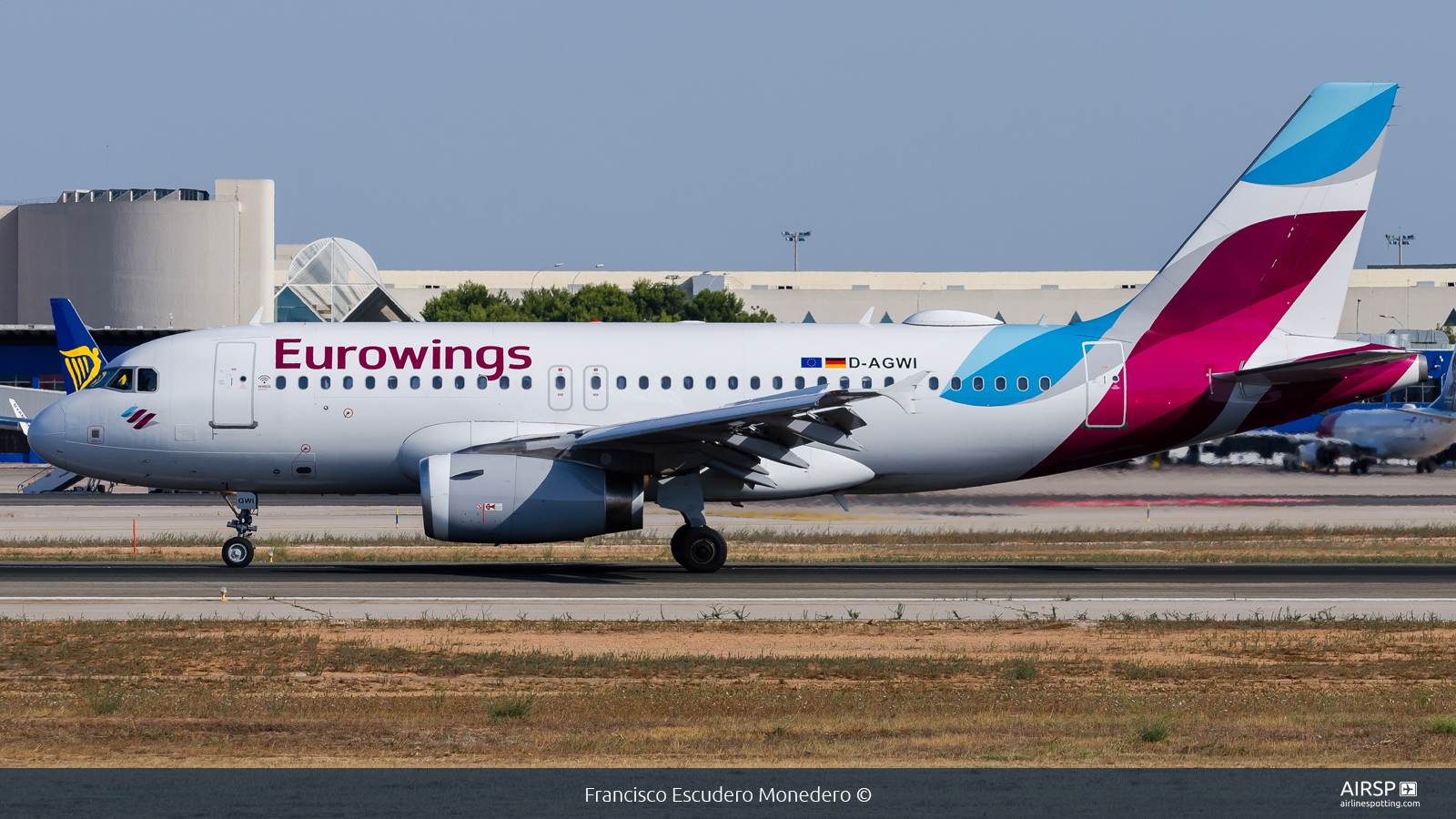 Eurowings  Airbus A319  D-AGWI