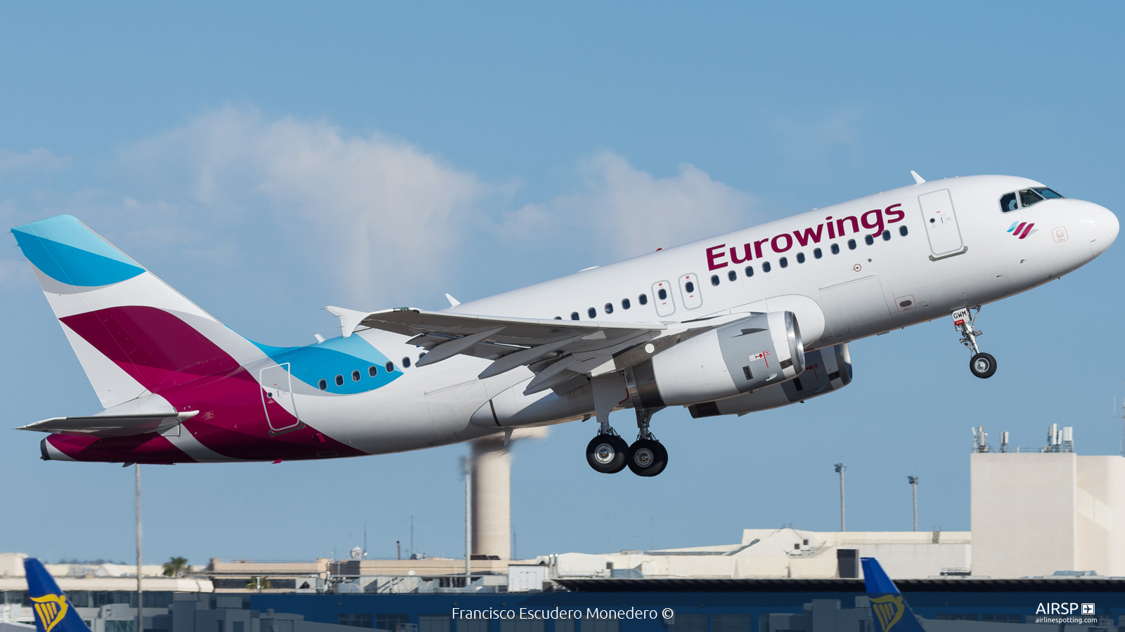 Eurowings  Airbus A319  D-AGWM