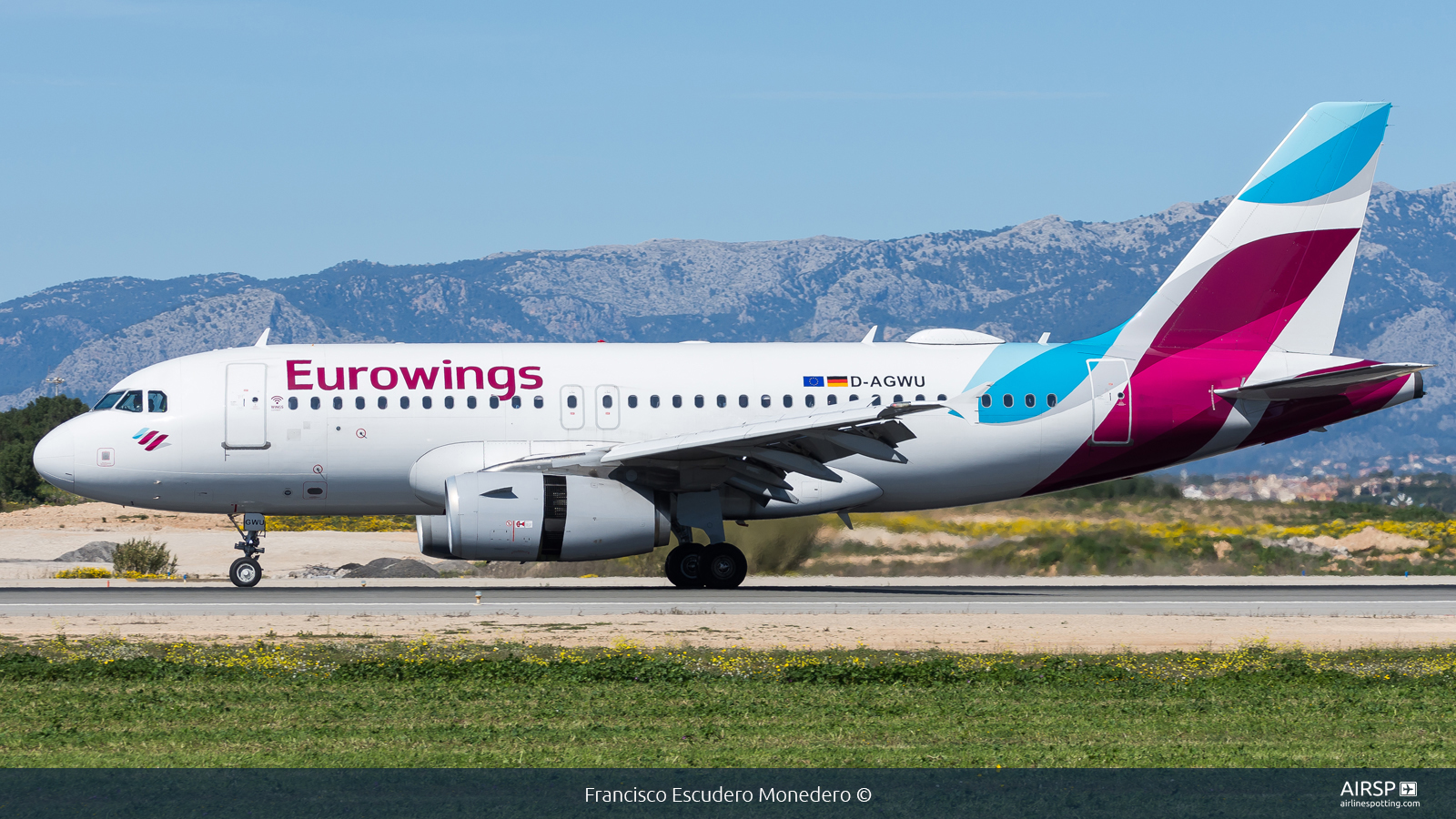 Eurowings  Airbus A319  D-AGWU
