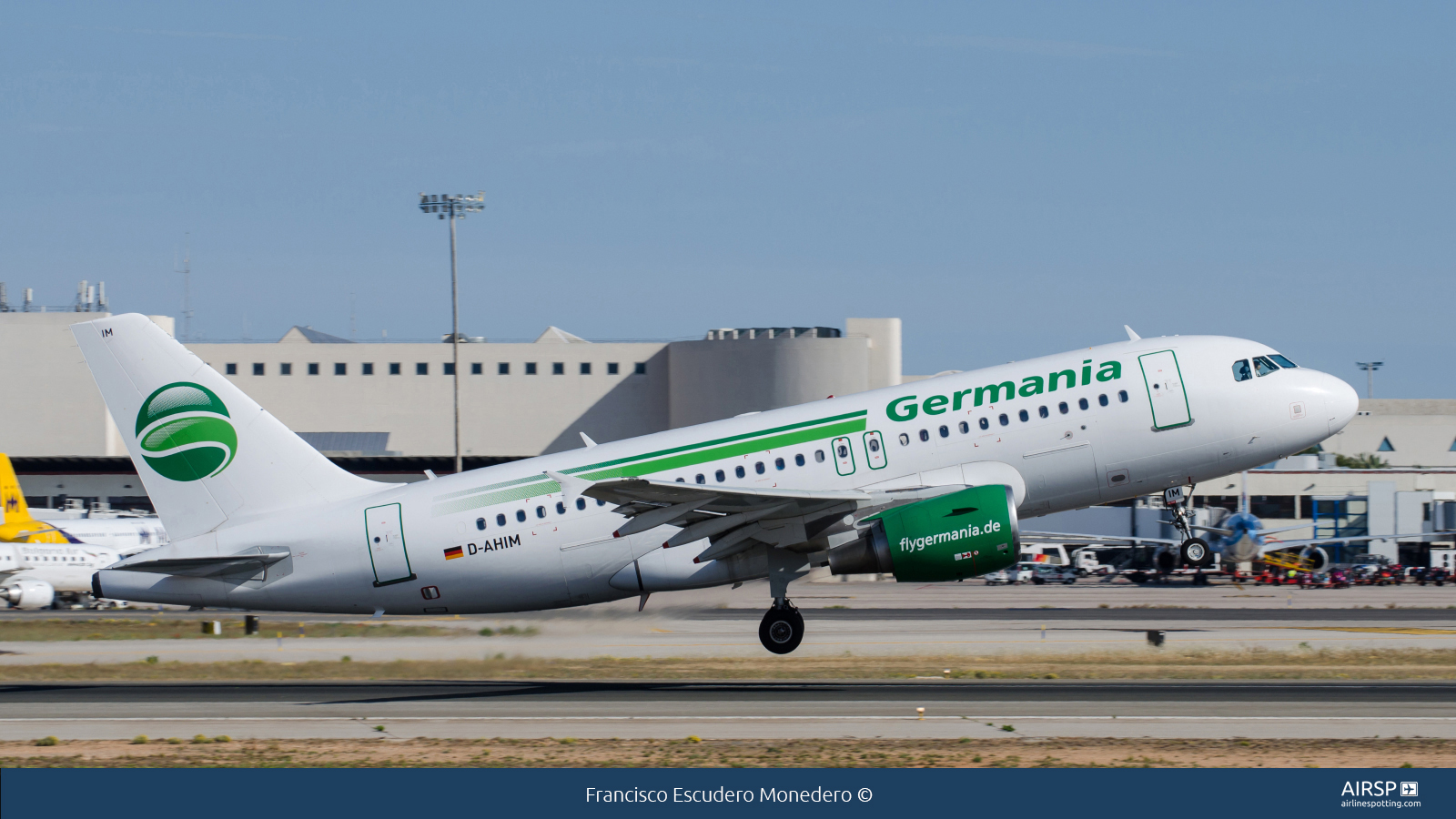 Germania  Airbus A319  D-AHIM