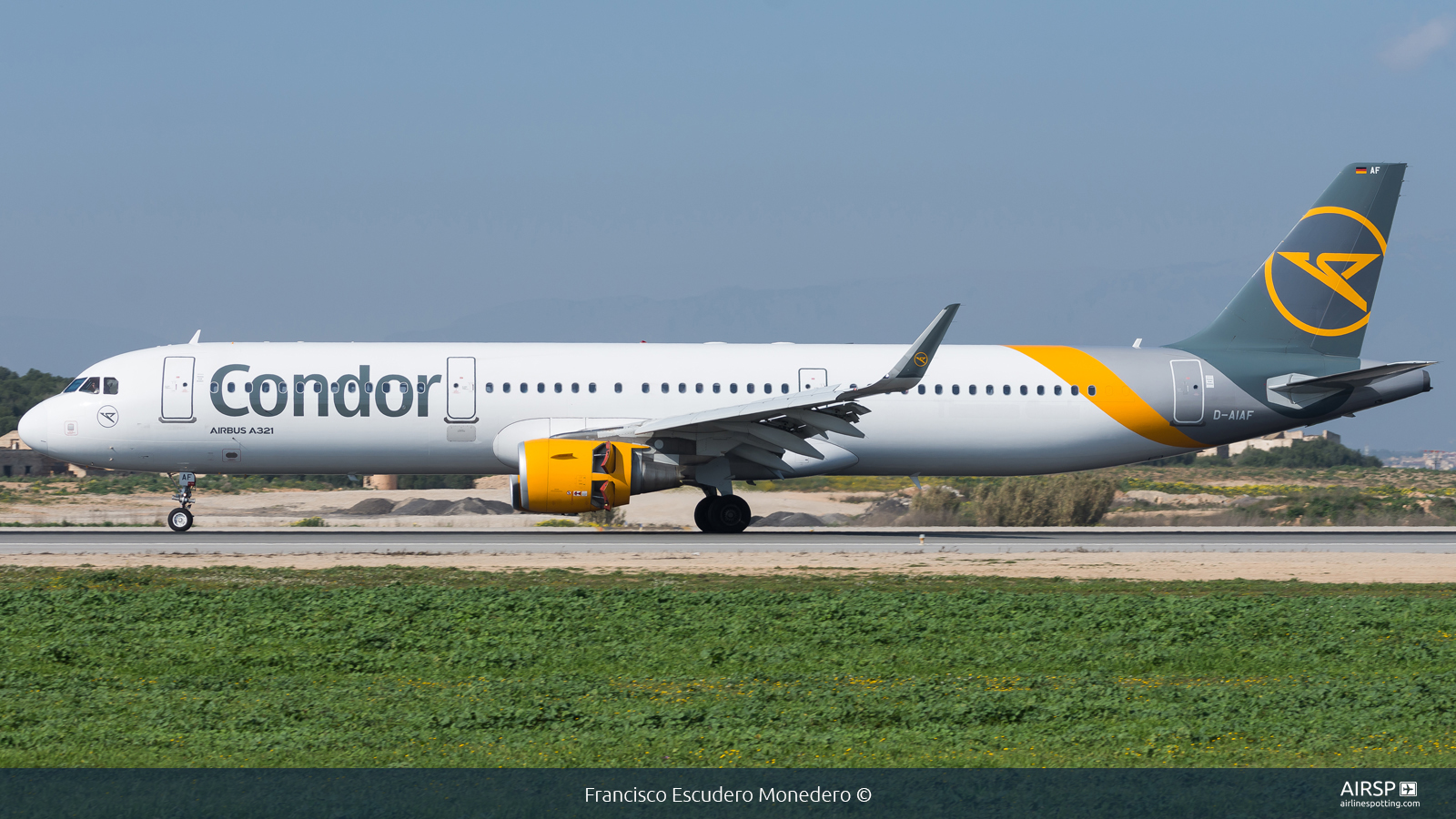 Condor  Airbus A321  D-AIAF