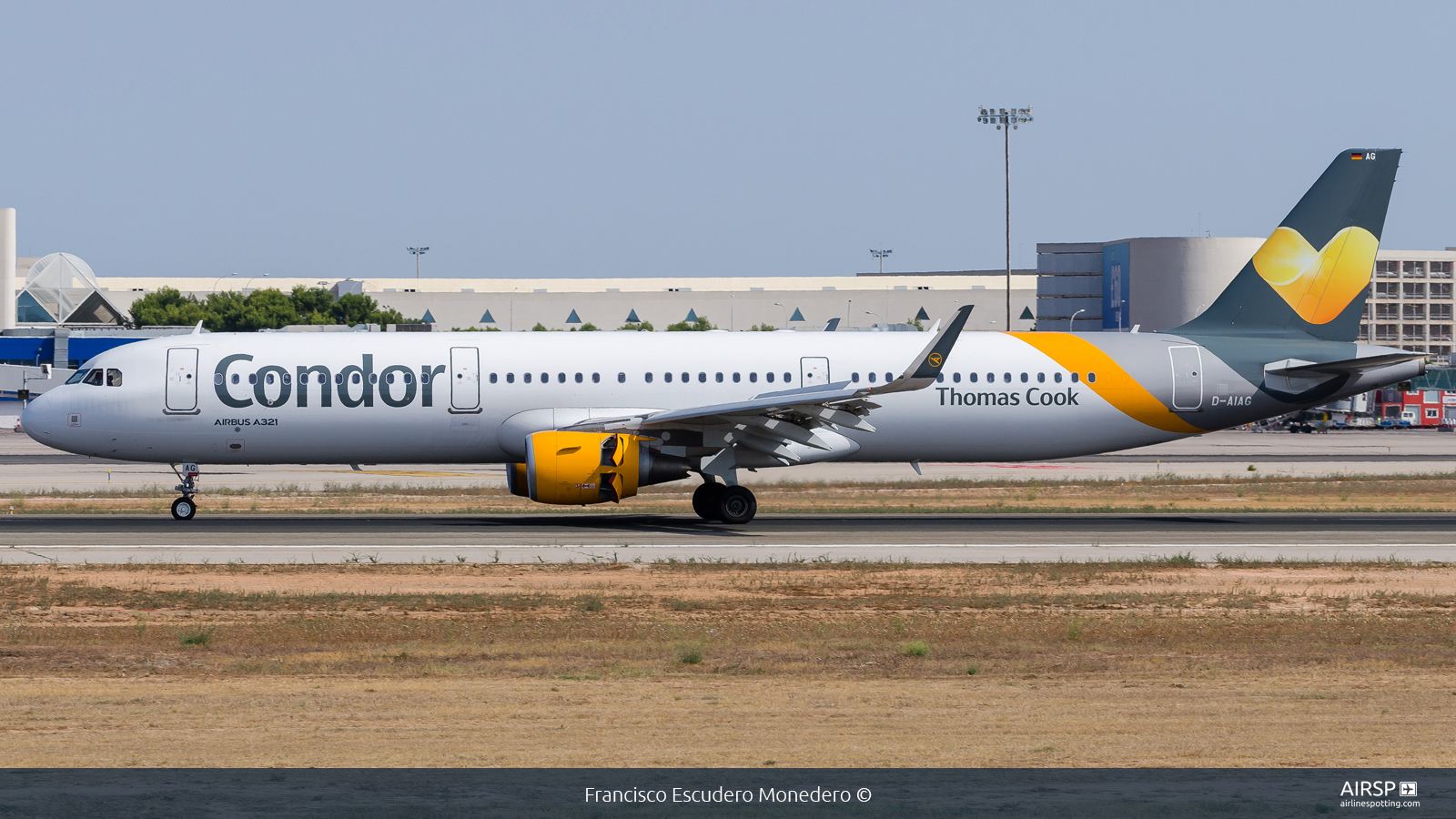 Condor  Airbus A321  D-AIAG