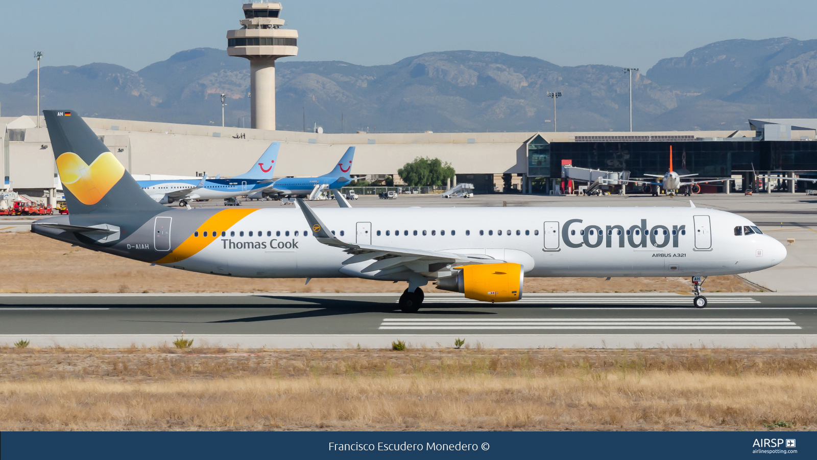 Condor  Airbus A321  D-AIAH