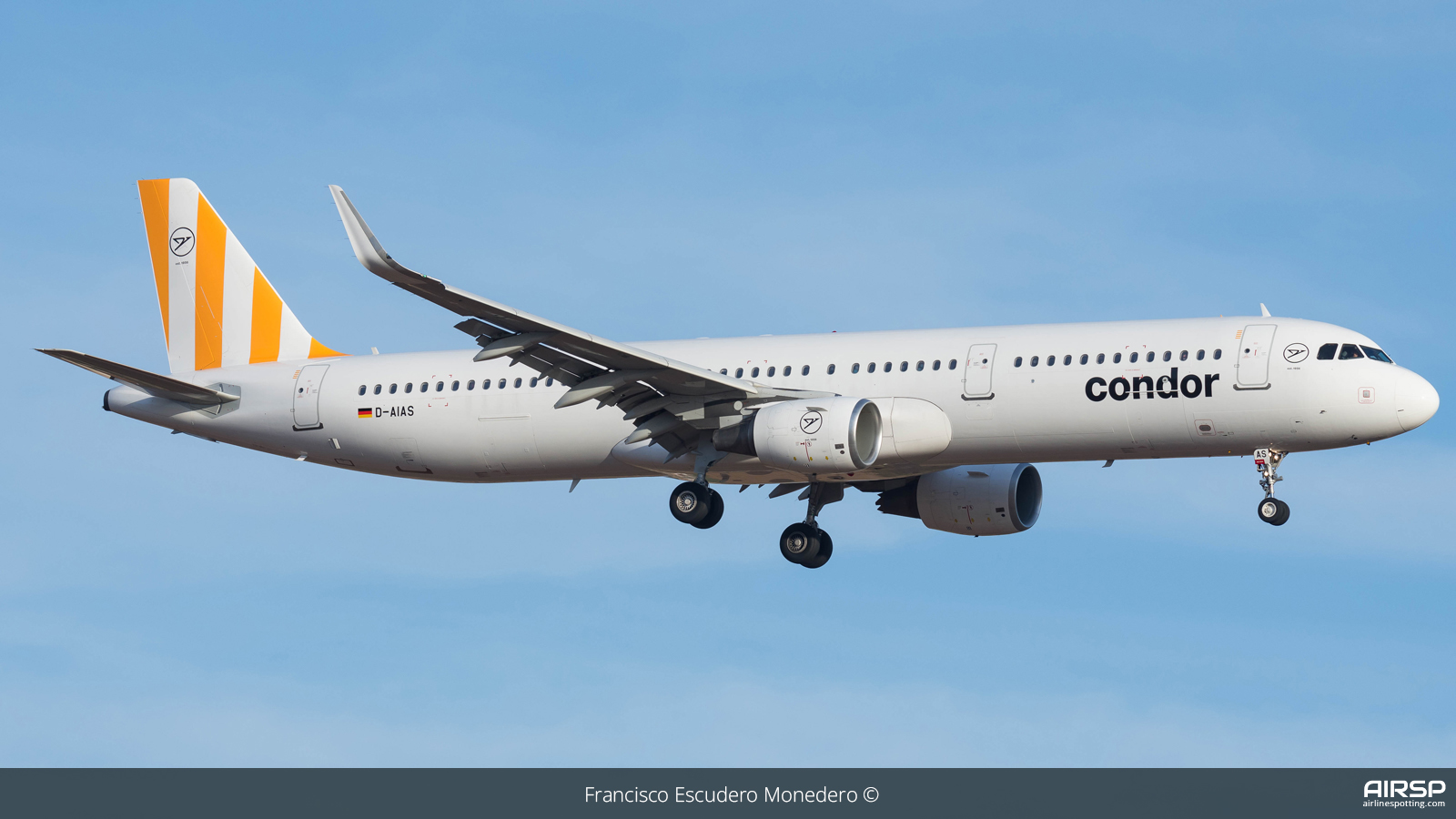 Condor  Airbus A321  D-AIAS