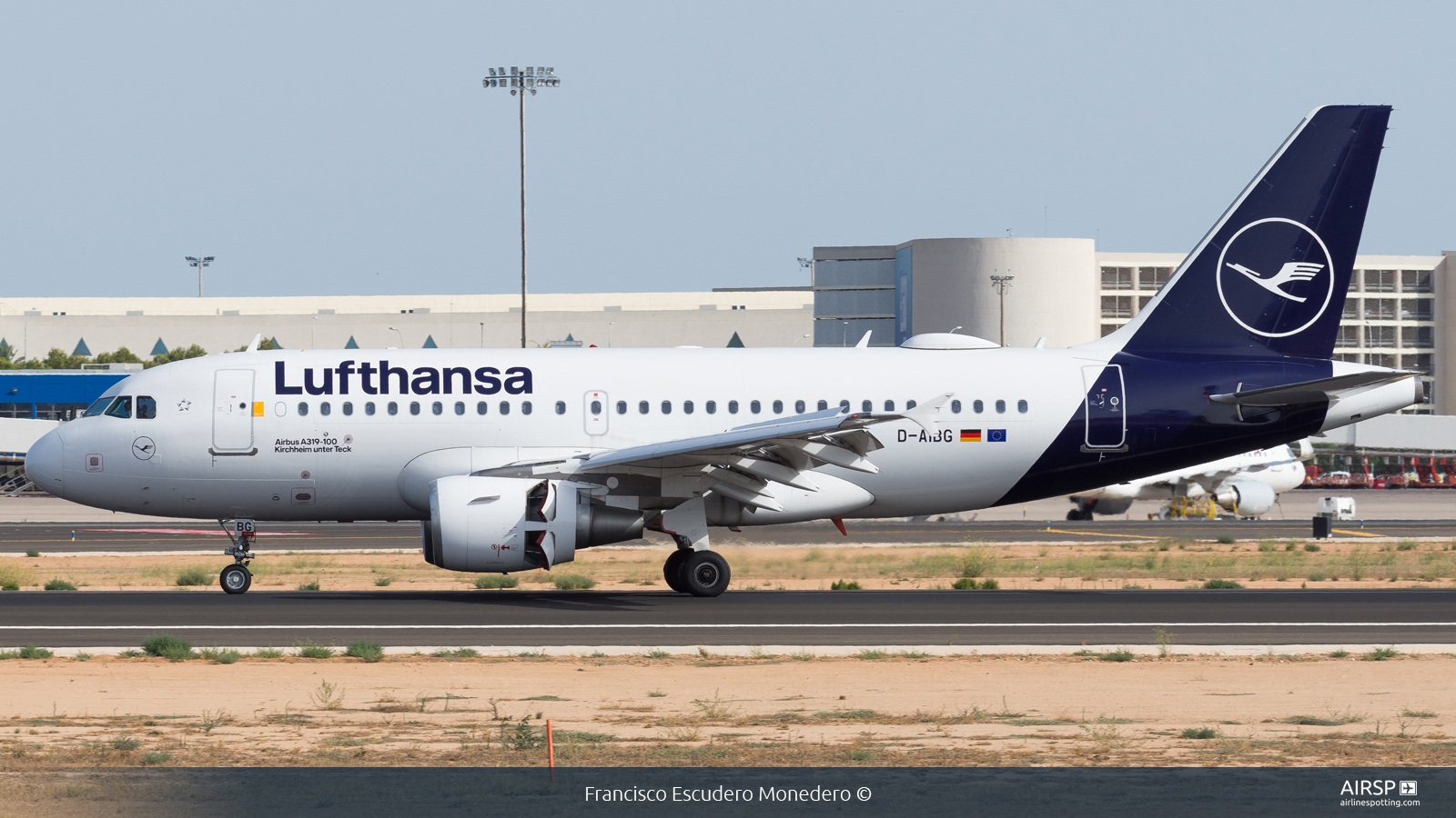 Lufthansa  Airbus A319  D-AIBG