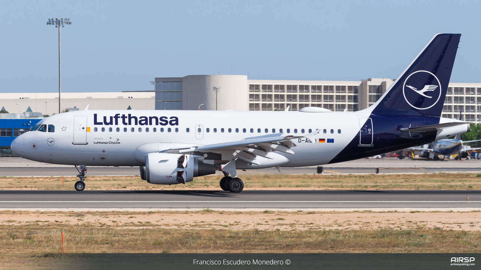 Lufthansa Cityline  Airbus A319  D-AIBQ