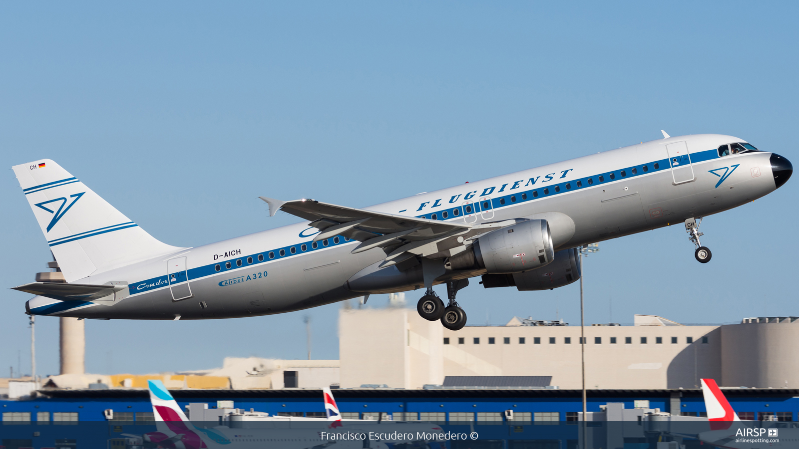 Condor  Airbus A320  D-AICH