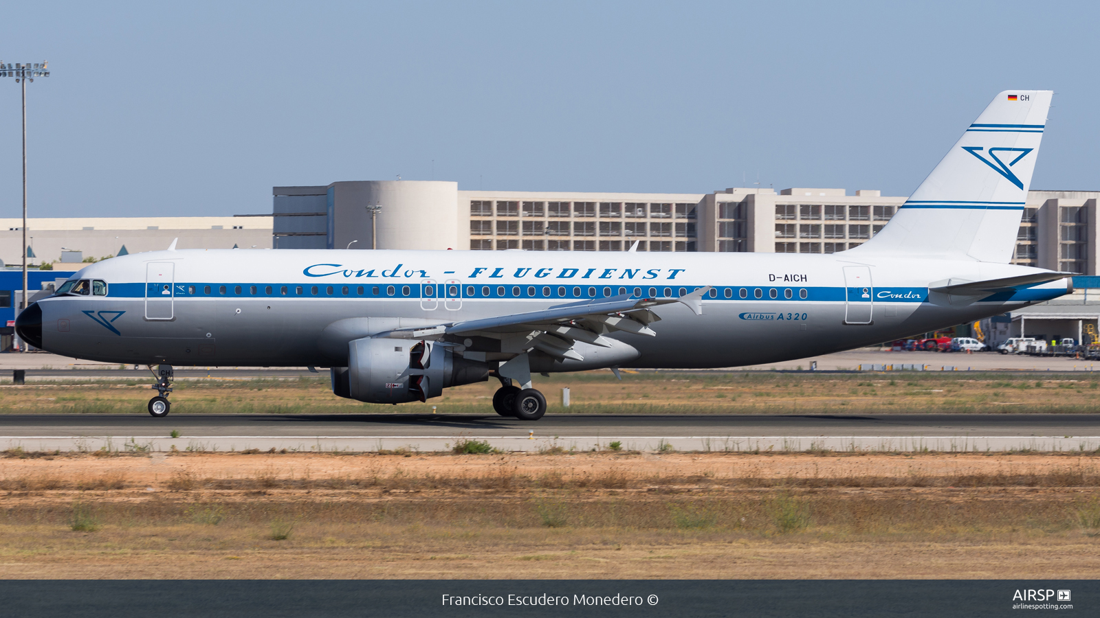 Condor  Airbus A320  D-AICH