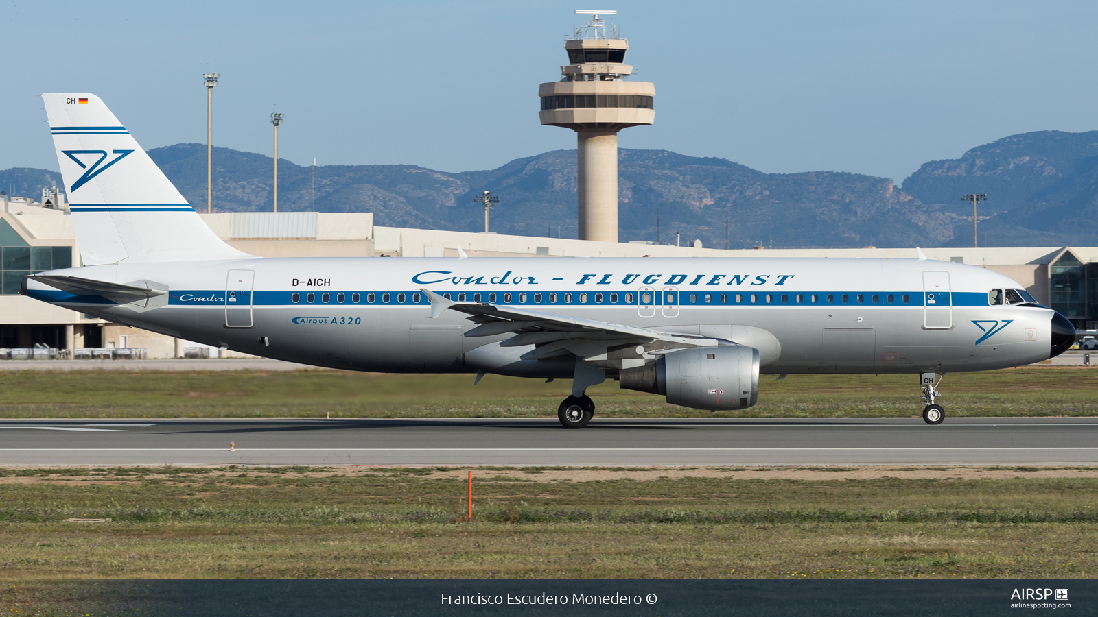 Condor  Airbus A320  D-AICH