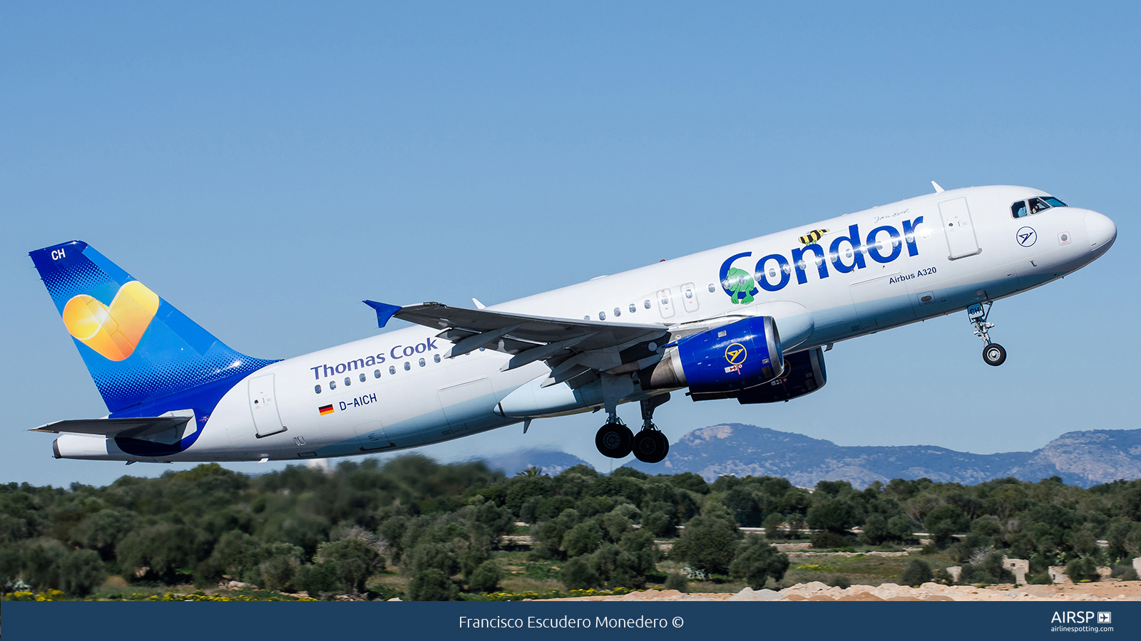 Condor  Airbus A320  D-AICH