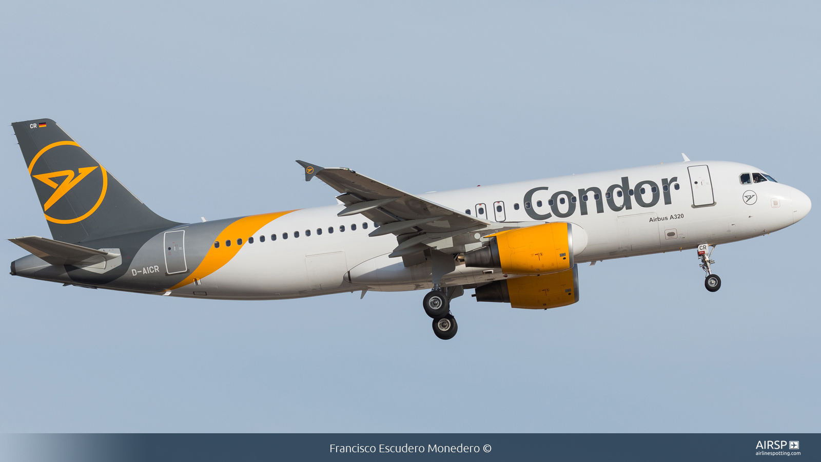 Condor  Airbus A320  D-AICR