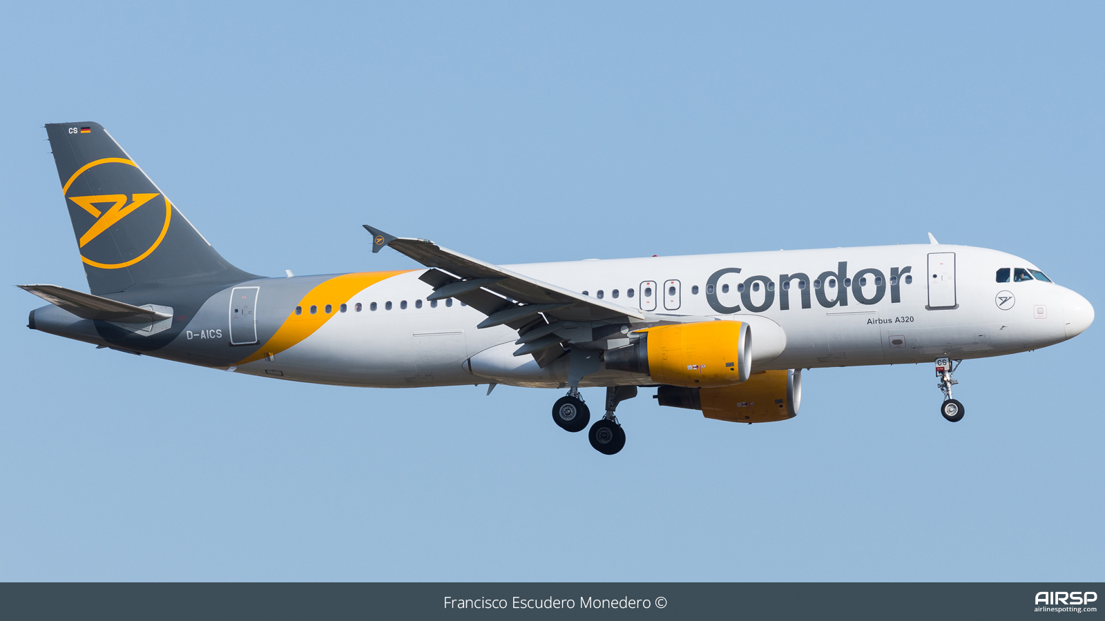 Condor  Airbus A320  D-AICS