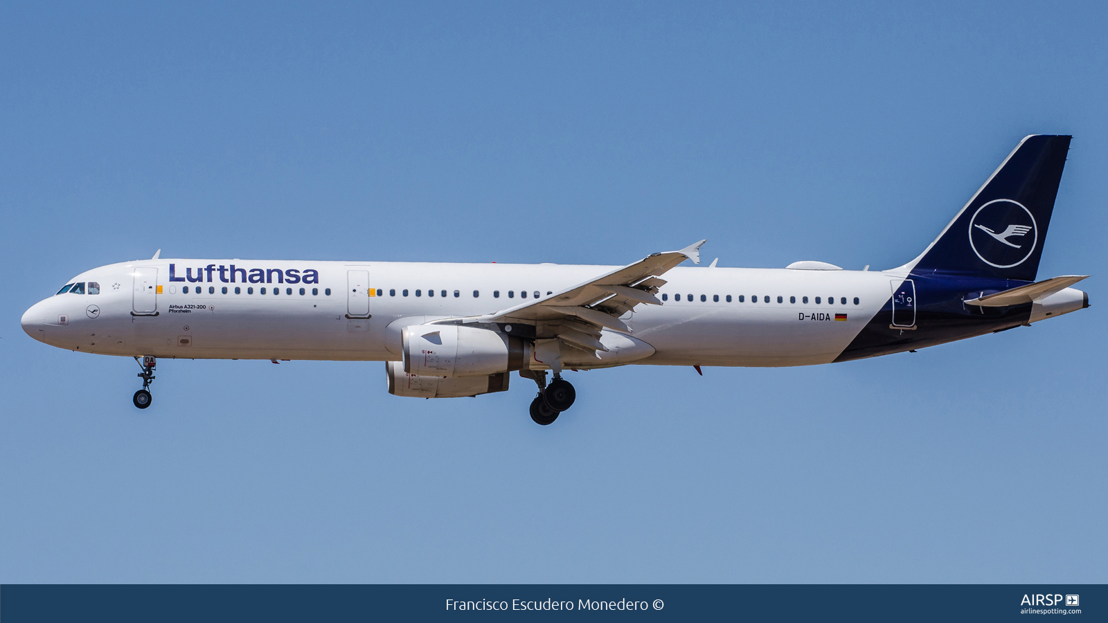 Lufthansa  Airbus A321  D-AIDA