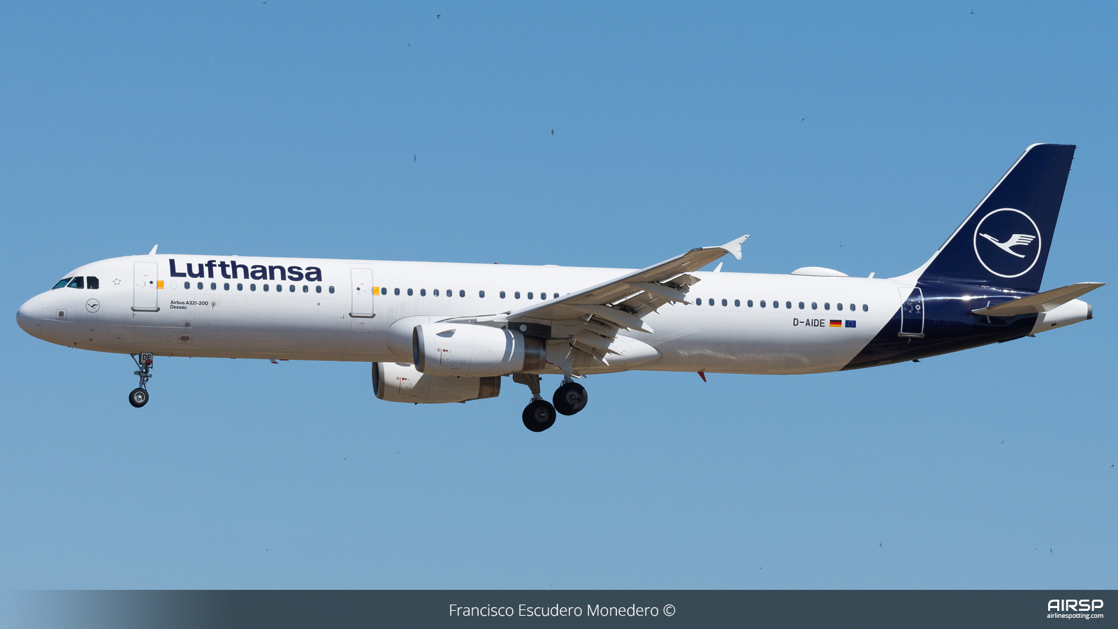 Lufthansa  Airbus A321  D-AIDE