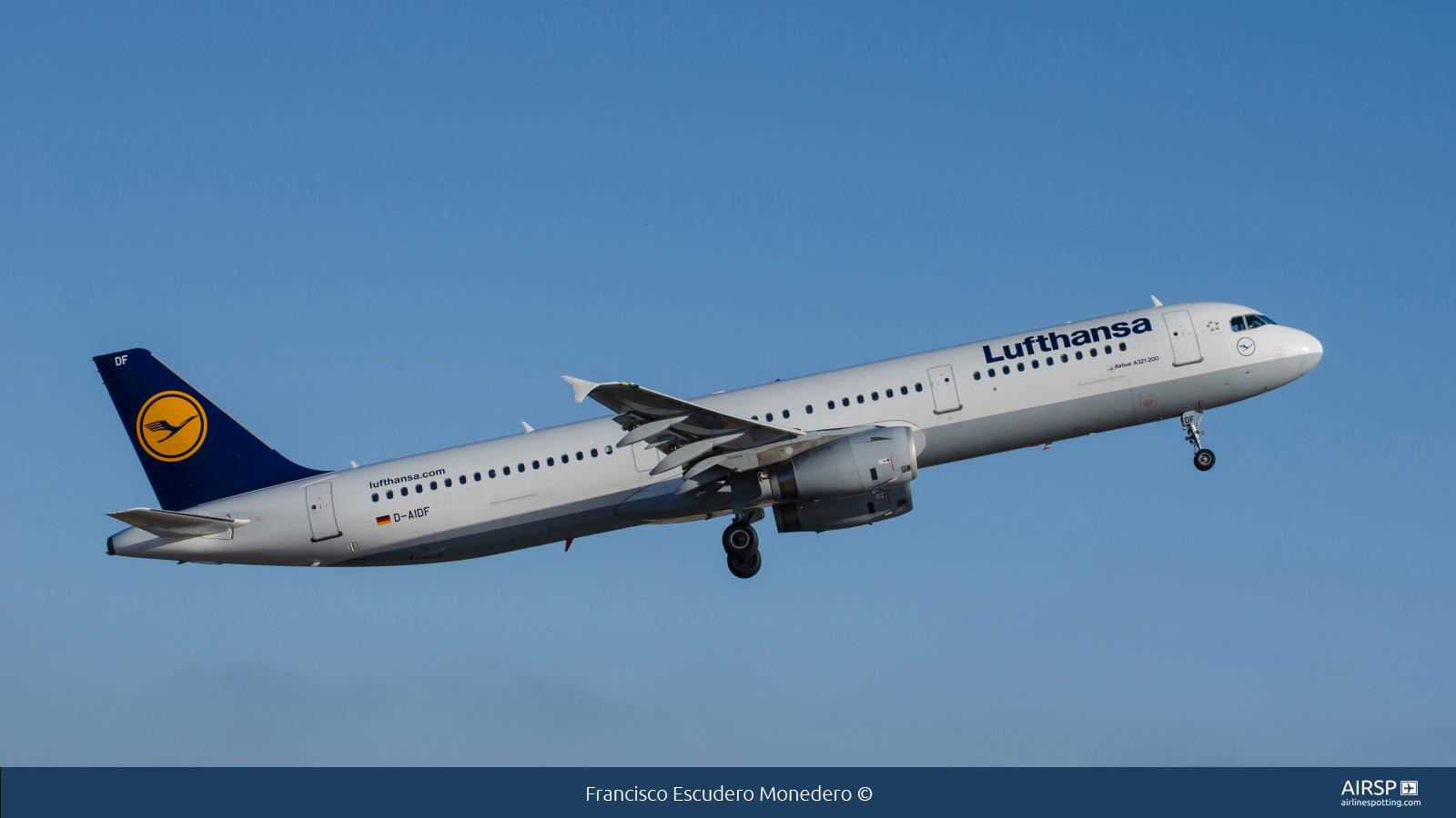 Lufthansa  Airbus A321  D-AIDF
