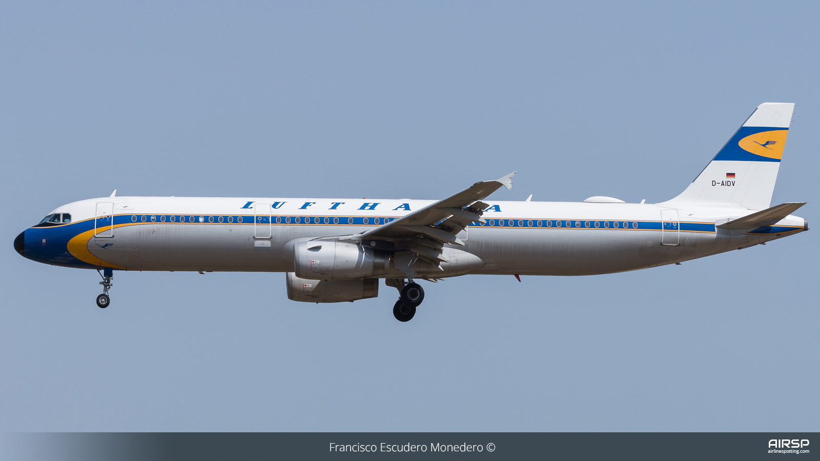 Lufthansa  Airbus A321  D-AIDV