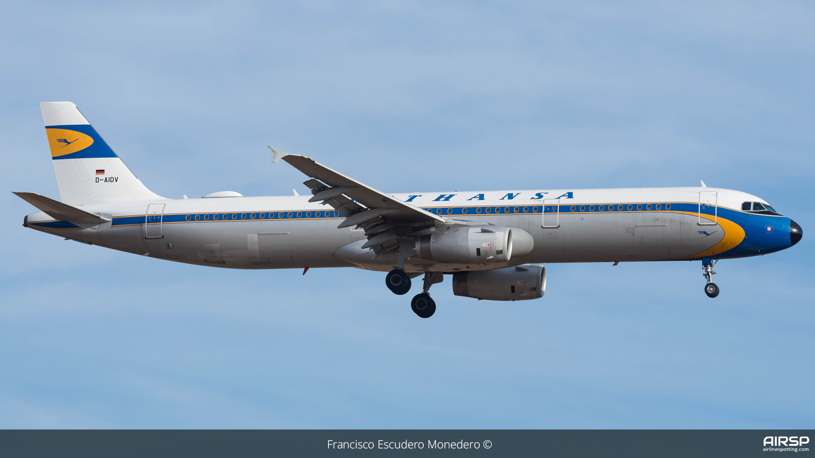 Lufthansa  Airbus A321  D-AIDV