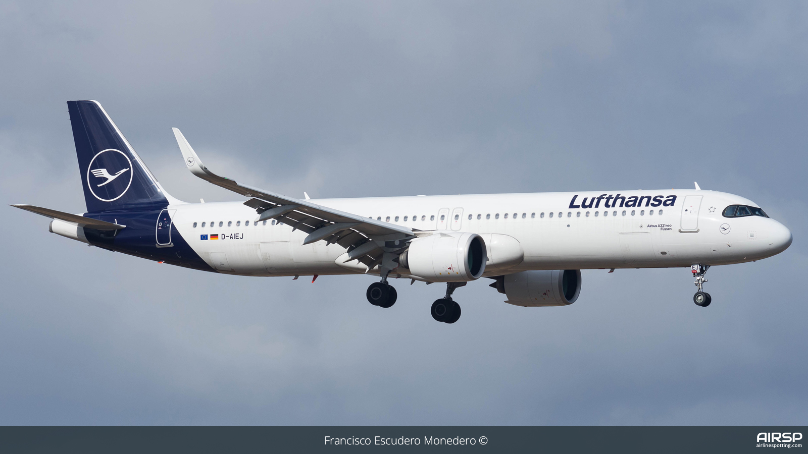 Lufthansa  Airbus A321neo  D-AIEJ