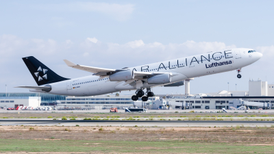 Lufthansa Airbus A340-300