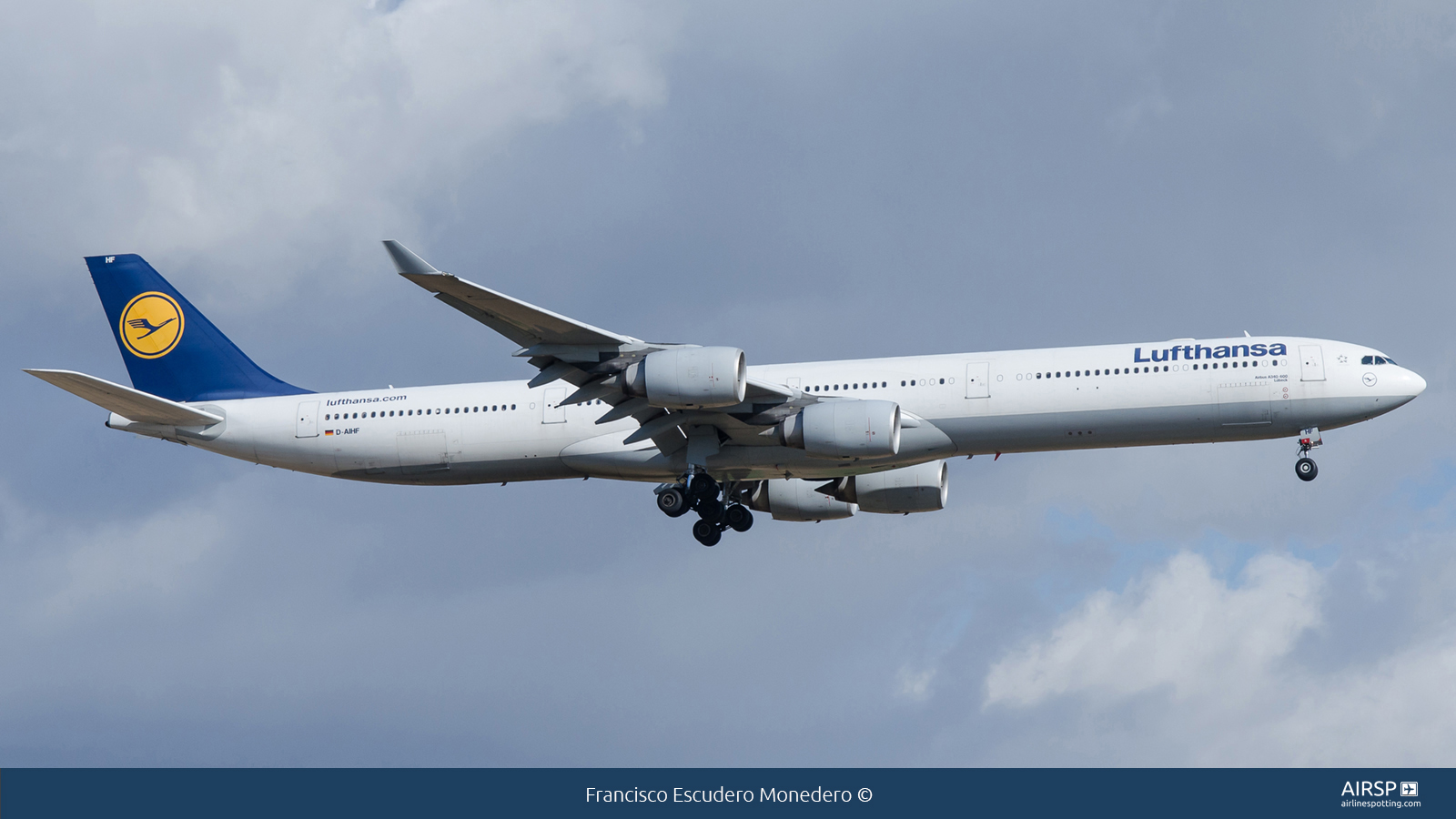 Lufthansa  Airbus A340-600  D-AIHF