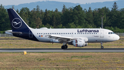 Lufthansa Airbus A319