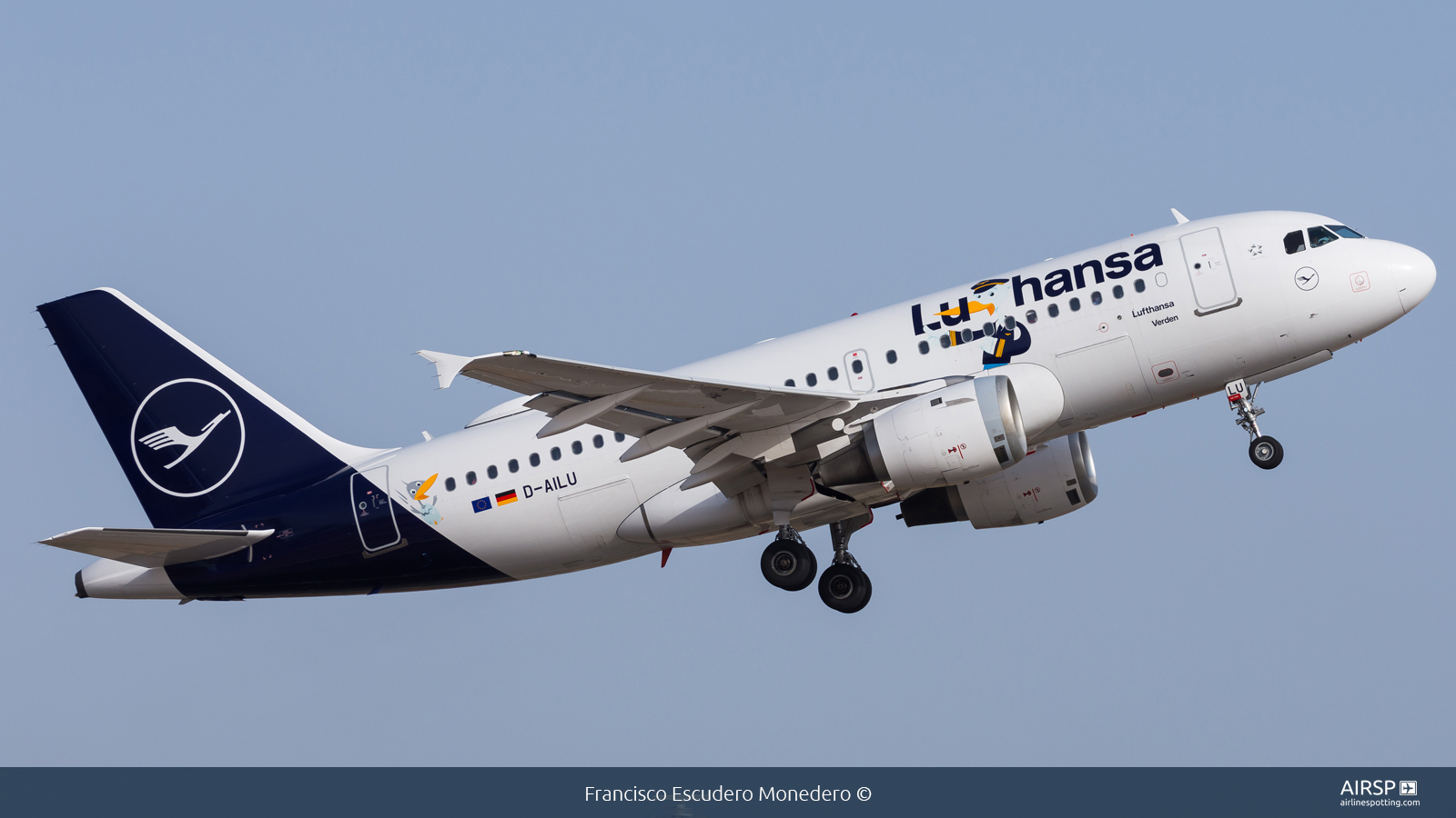 Lufthansa  Airbus A319  D-AILU