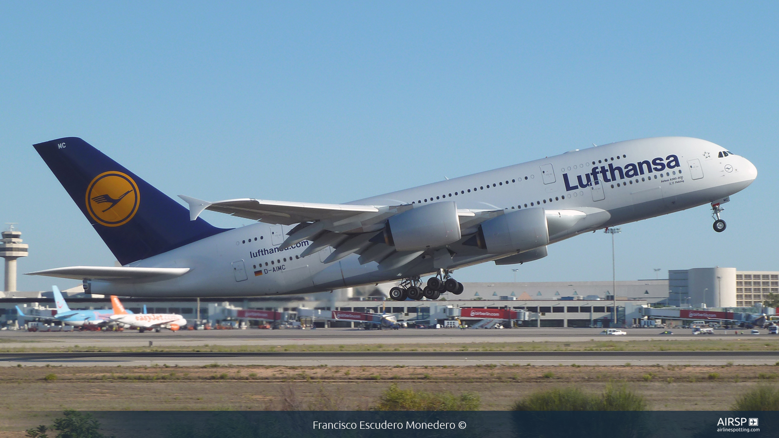 Lufthansa  Airbus A380-800  D-AIMC