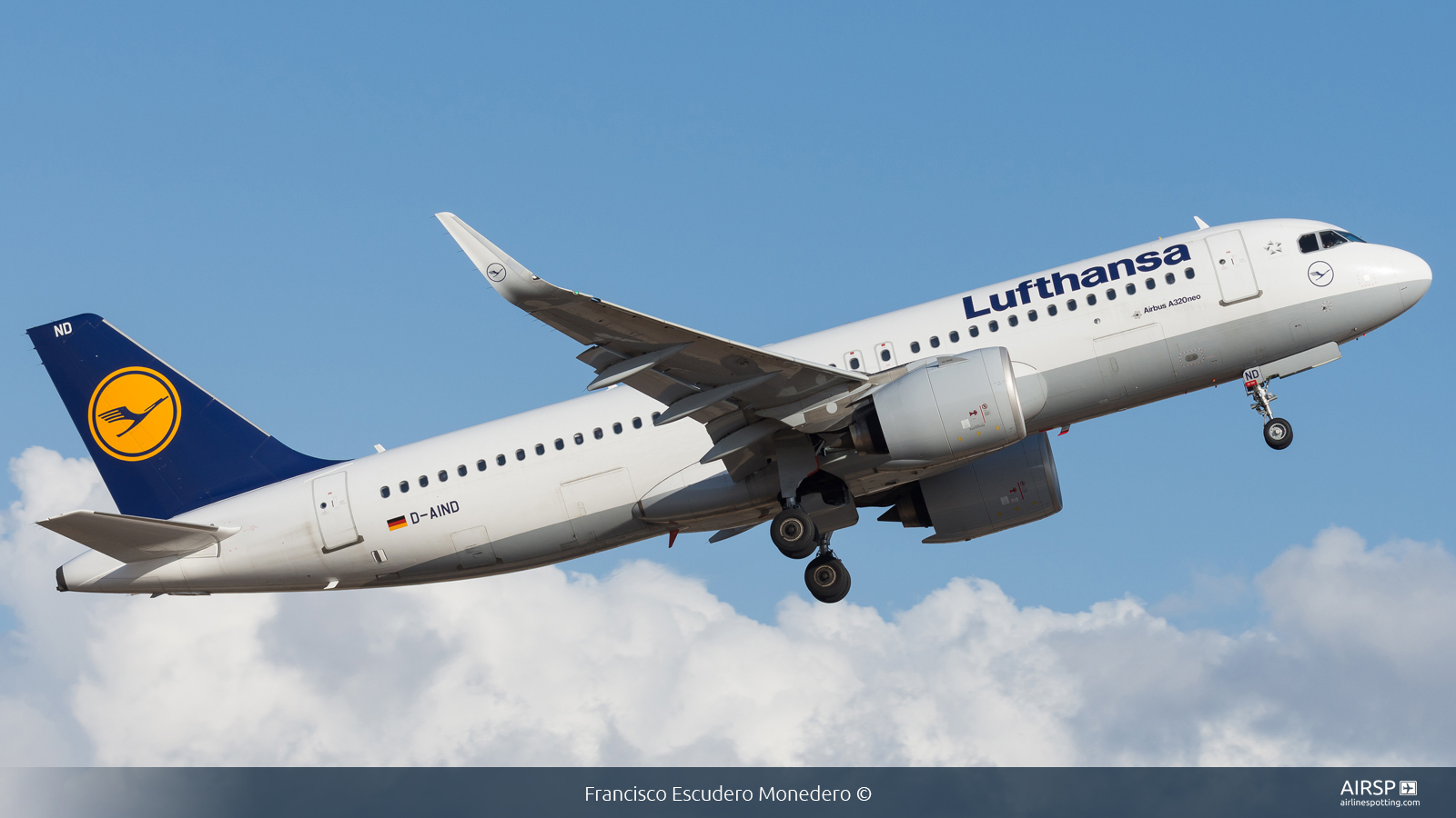 Lufthansa  Airbus A320neo  D-AIND