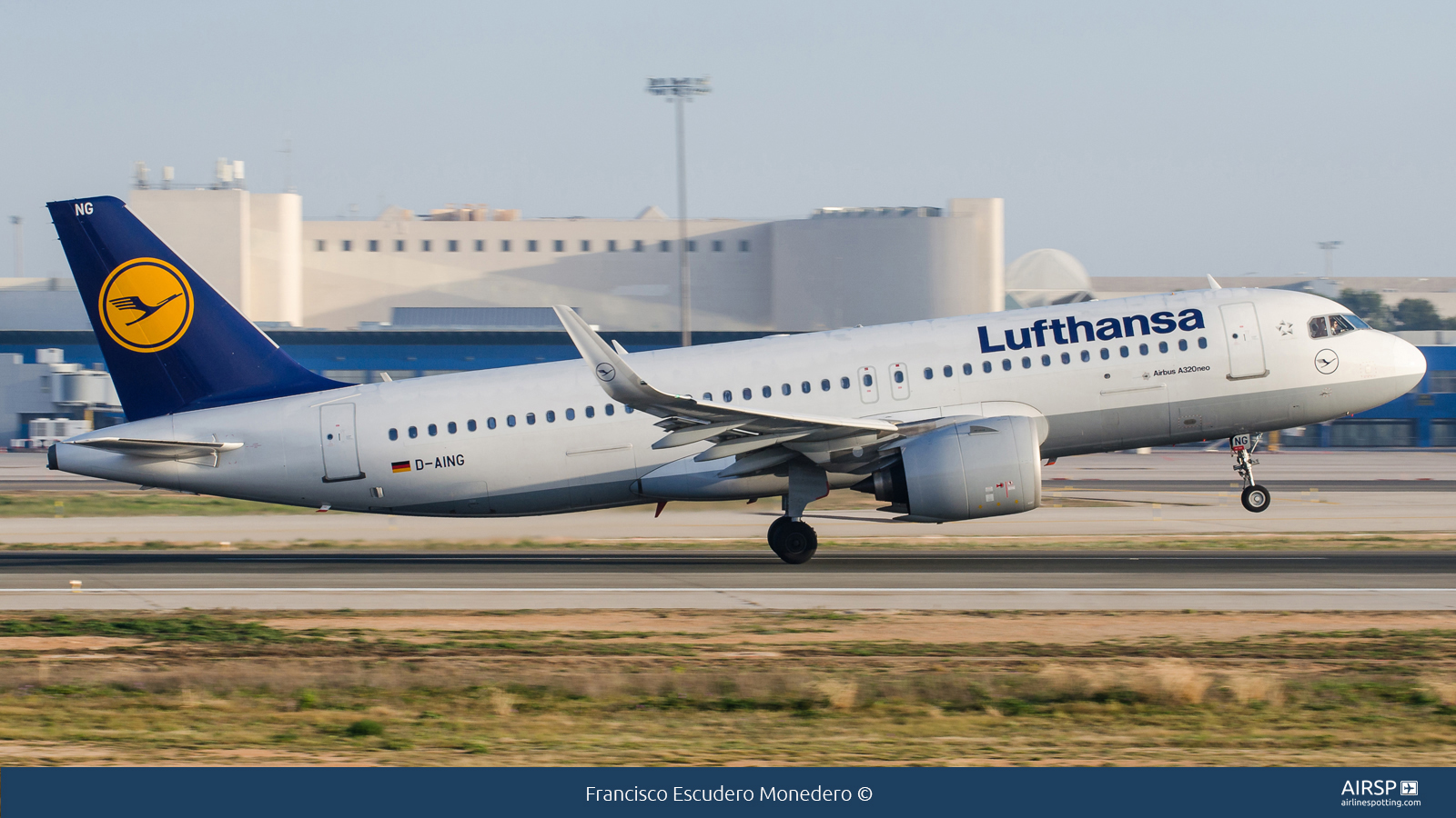 Lufthansa  Airbus A320neo  D-AING