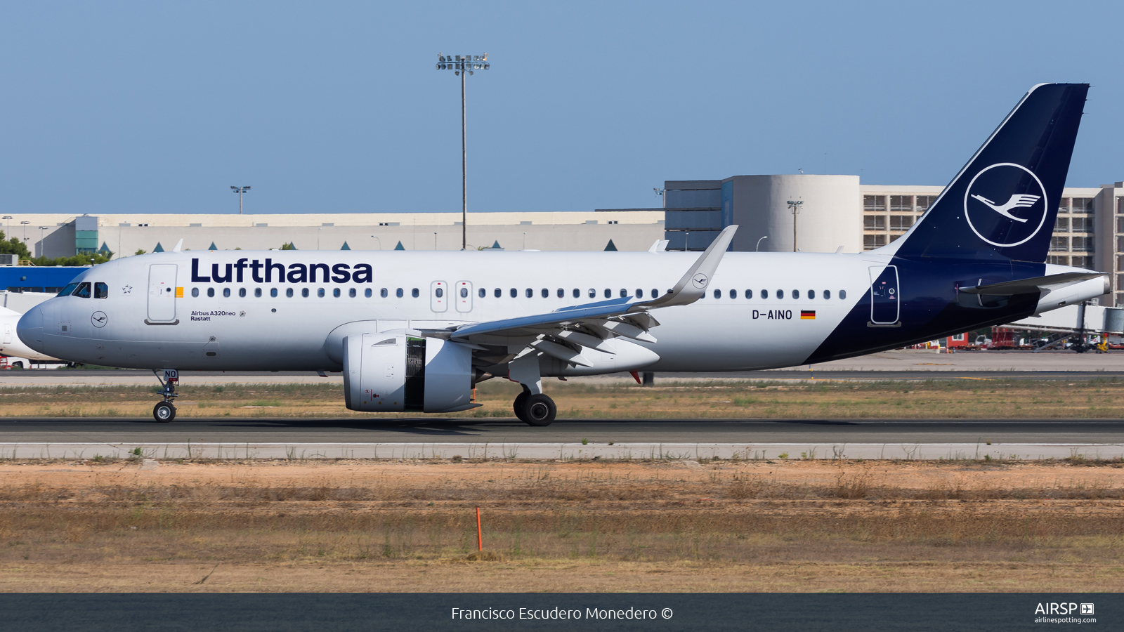 Lufthansa  Airbus A320neo  D-AINO