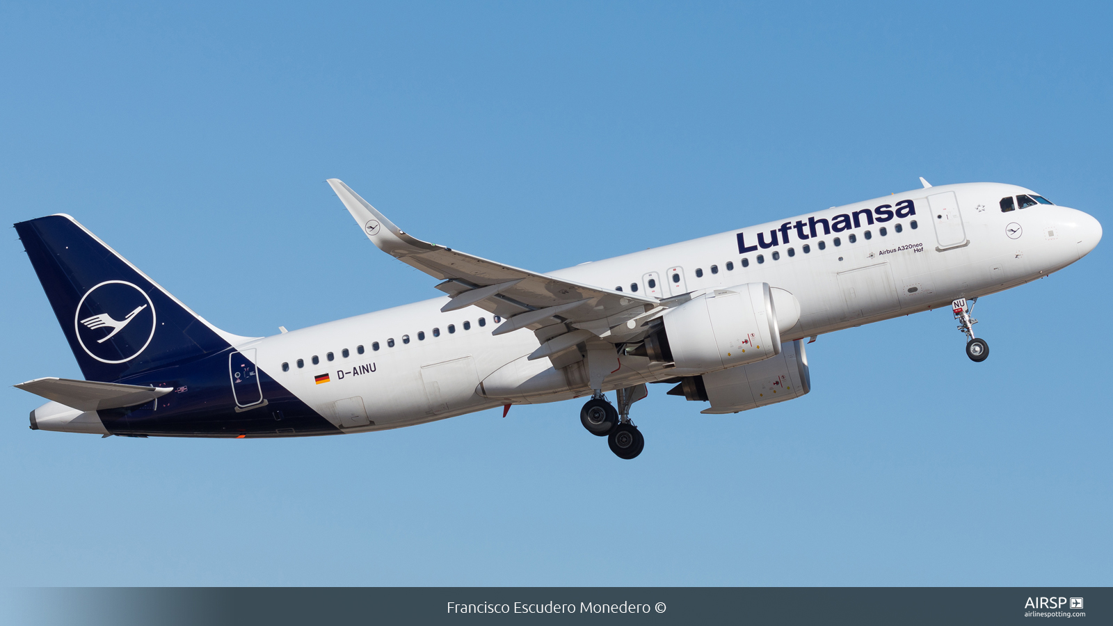 Lufthansa  Airbus A320neo  D-AINU