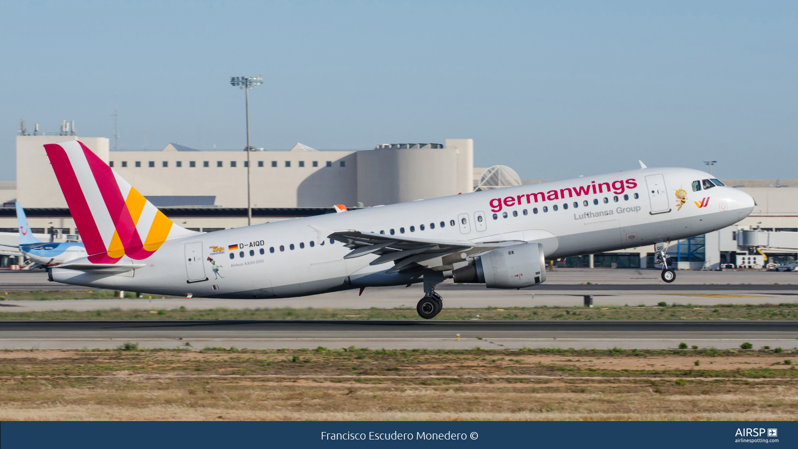 Germanwings  Airbus A320  D-AIQD