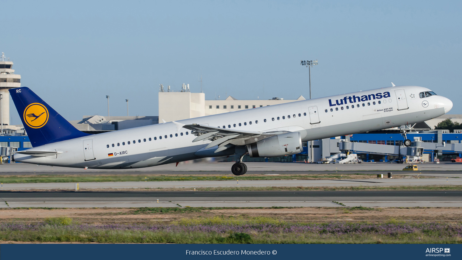Lufthansa  Airbus A321  D-AIRC
