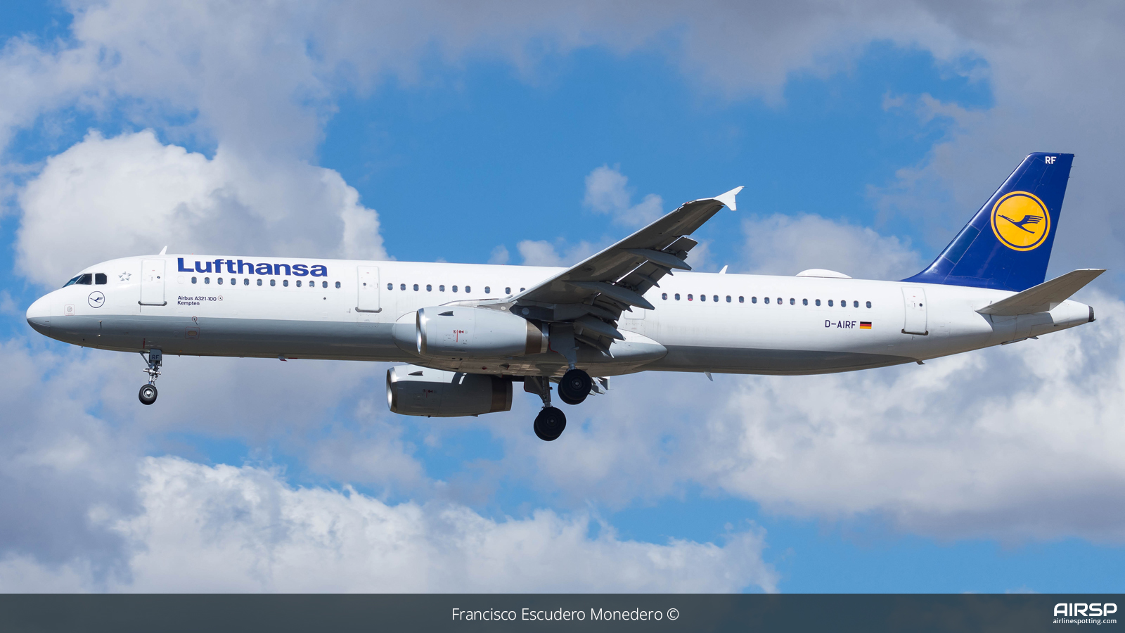 Lufthansa  Airbus A321  D-AIRF