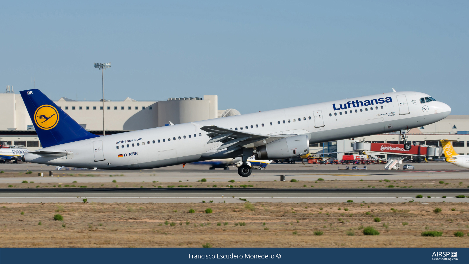 Lufthansa  Airbus A321  D-AIRR