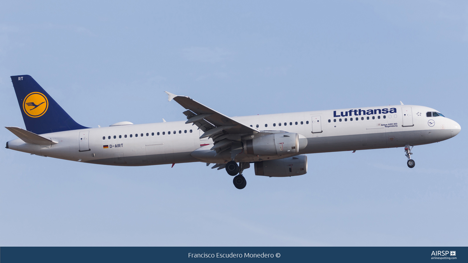 Lufthansa  Airbus A321  D-AIRT
