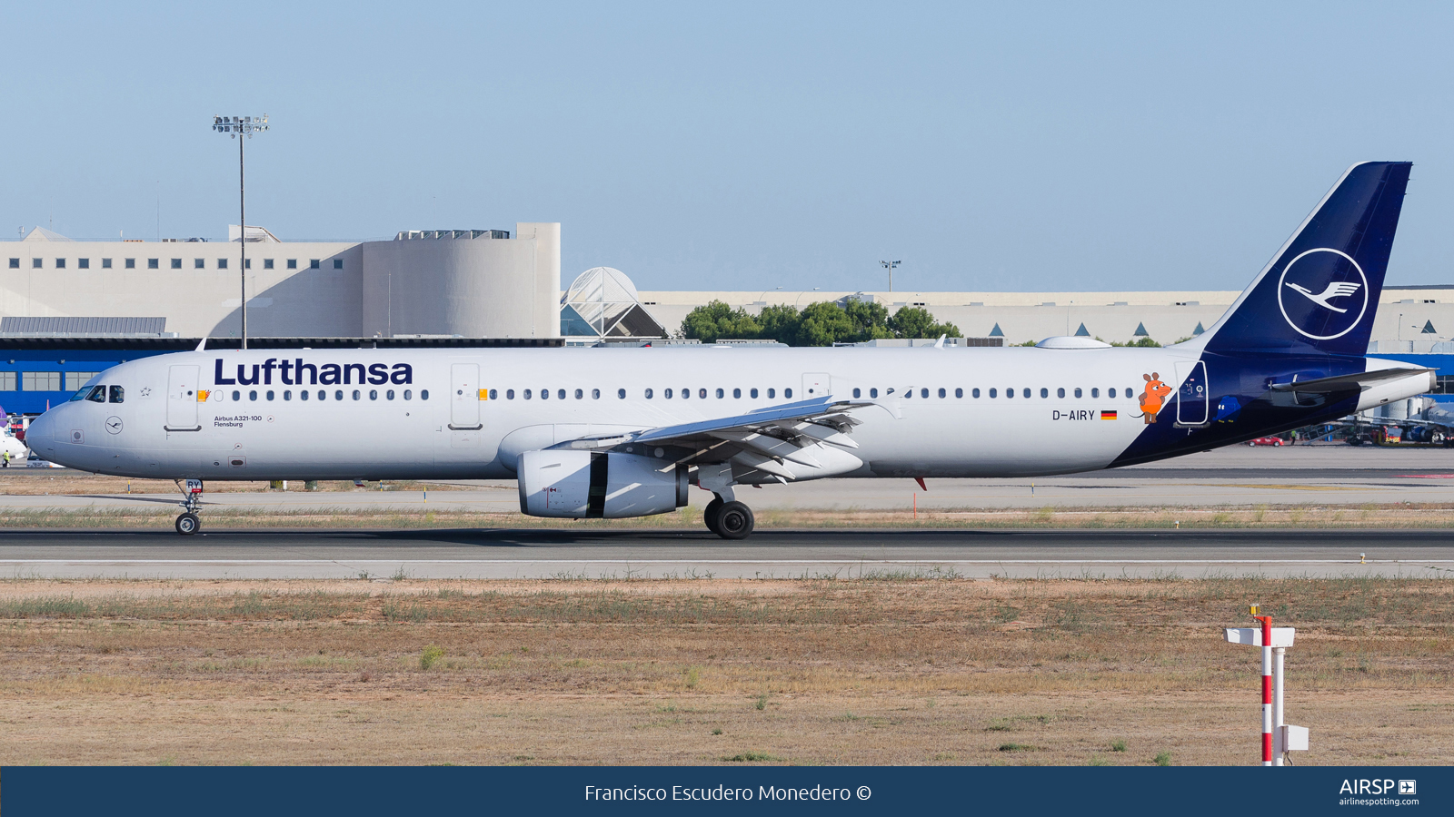 Lufthansa  Airbus A321  D-AIRY