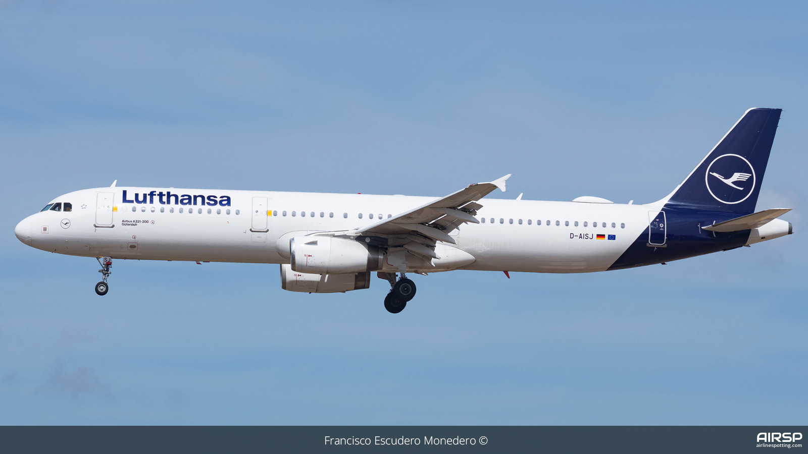 Lufthansa  Airbus A321  D-AISJ