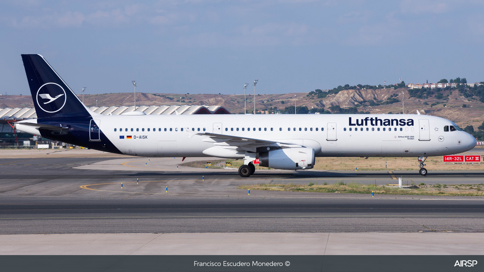 Lufthansa  Airbus A321  D-AISK