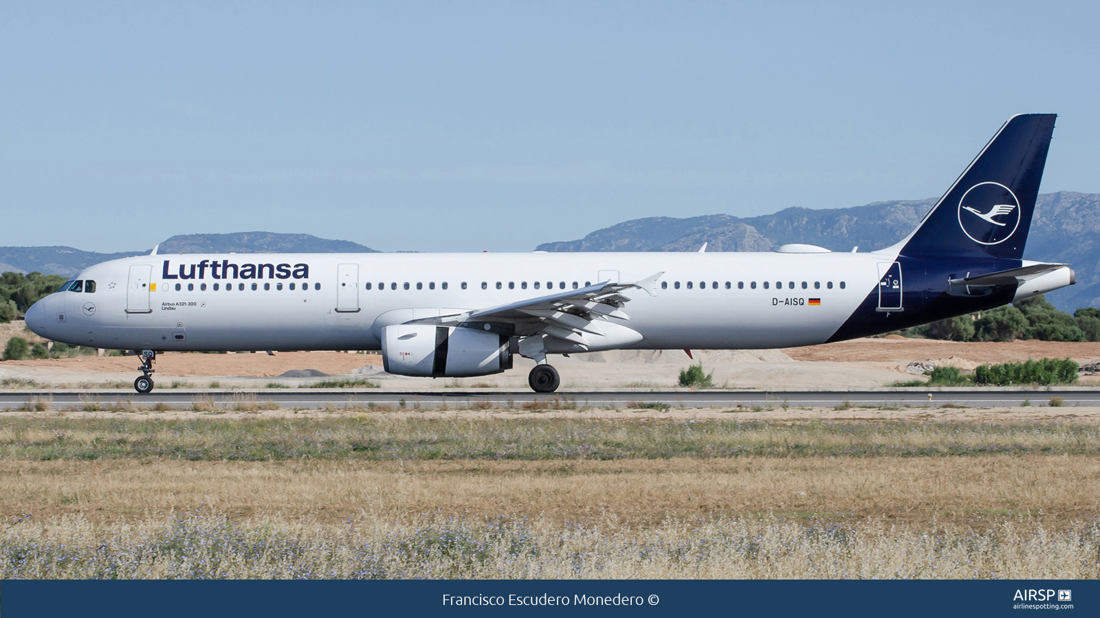 Lufthansa  Airbus A321  D-AISQ