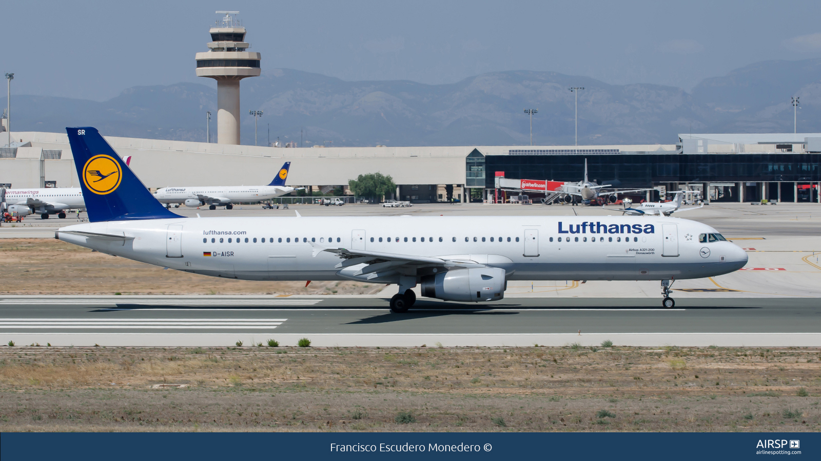 Lufthansa  Airbus A321  D-AISR