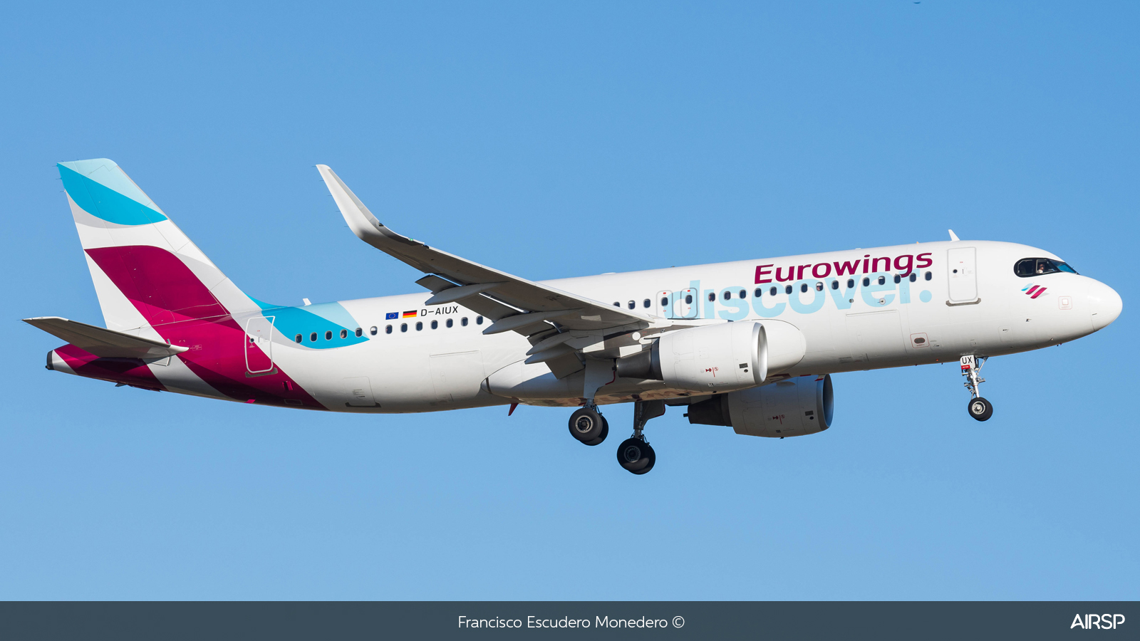 Eurowings Discover  Airbus A320  D-AIUX